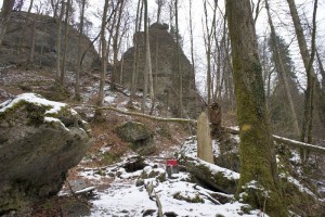 Im Keller des Teufels