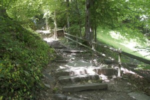 Abstieg nach Bauen