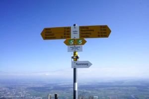 Stallflue - Das Mittelland im Dunstschleier