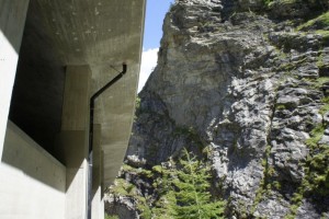 Eng ist die Schlucht...