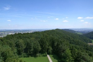 Altberg-Aussicht: Zürich, hinter dem Gubrist