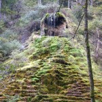 Der "Zimmerbrunnen" im Wald - die "Tüfels Chilen"