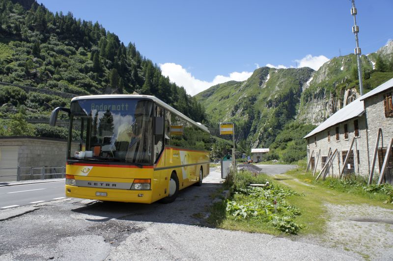 Postauto von Oberwald nach Andermatt