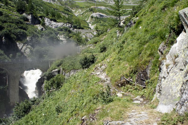 Der Tunnel qualmt noch lange nach...