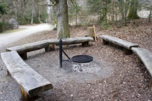 Rastplatz im Wald